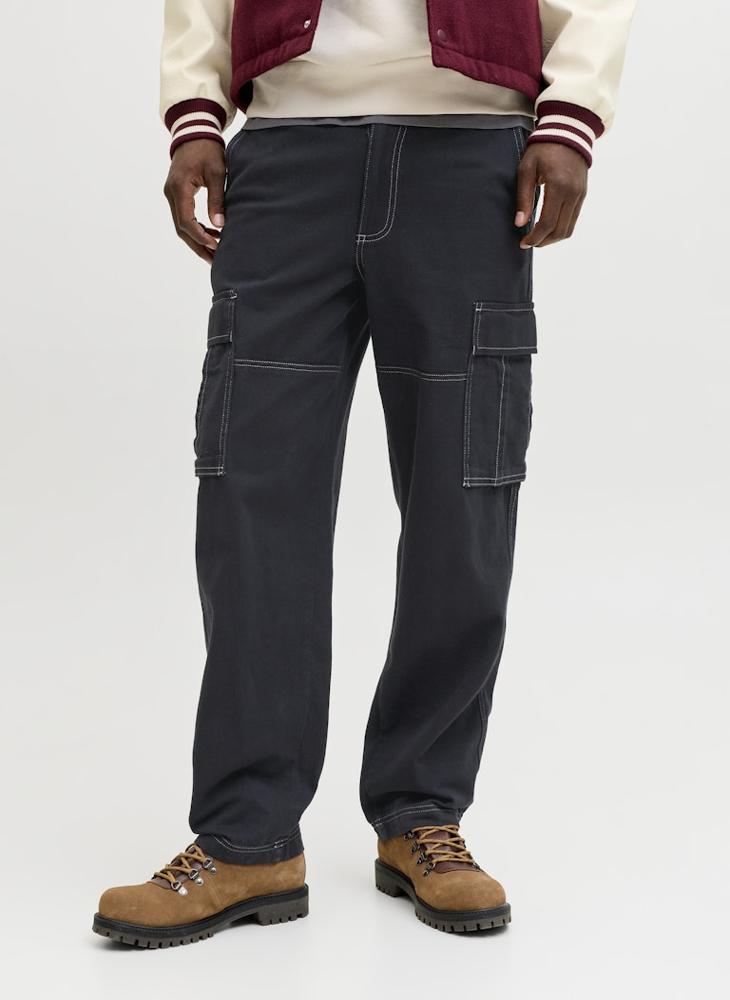 JACK & JONES Contrast Loose fit cargo pants - Image 1